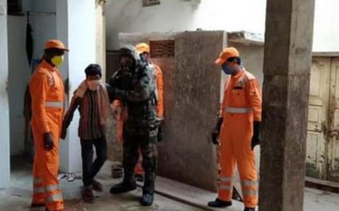 புயல் நாளை கரையை கடப்பதால் தீவிர முன்னெச்சரிக்கை: தமிழகத்தில் பேரிடர் மீட்புக்குழு 