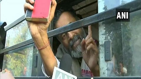 பிஹார் தேர்தலில் பின்பற்றப்படாத கரோனா கட்டுப்பாடு; விவசாயப் போராட்டத்தில் மட்டும் பாய்வதேன்?- யோகேந்திர யாதவ்