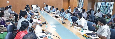 வாக்காளர் பட்டியலில் சுருக்க முறை திருத்தப் பணிகள் கள ஆய்வு மேற்கொள்ள அதிகாரிகளுக்கு உத்தரவு