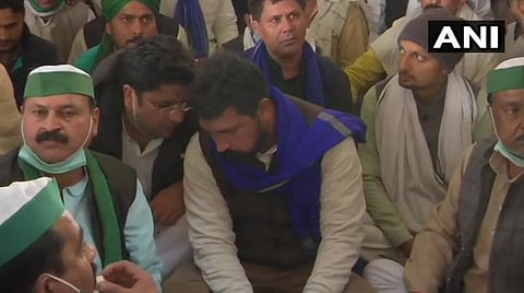 டெல்லி விவசாயிகள் போராட்டம்: பீம் ஆர்மி தலைவர் சந்திரசேகர் ஆசாத் பங்கேற்பு