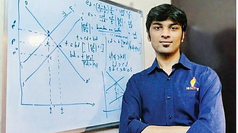 மாணவர்களே ஏற்றும் அறிவுச்சுடர்!