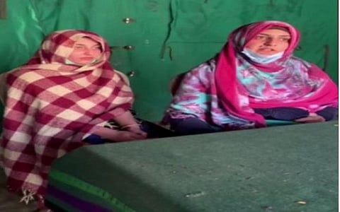 செய்தியாளர்களிடம் பேசும் பாக்.ஆக்கிரமிப்பு காஷ்மீரிலிருந்து வழிதெரியாமல் வந்த சிறுமிகள் | படம்: ஏஎன்ஐ.