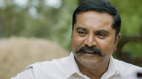 நடிகர் சரத்குமாருக்குக் கரோனா தொற்று: ராதிகா தகவல்