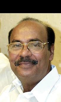 பாமக நிறுவனர் ராமதாஸுடன் அமைச்சர்கள் திடீர் சந்திப்பு