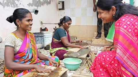 அழகிரி தனிக் கட்சி ஆரம்பித்தாலும் திமுகவுக்கு பாதிப்பில்லை: கனிமொழி எம்.பி