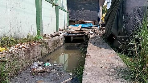 யஸ்வந்த் தவறி விழுந்து உயிரிழந்த சாக்கடை.