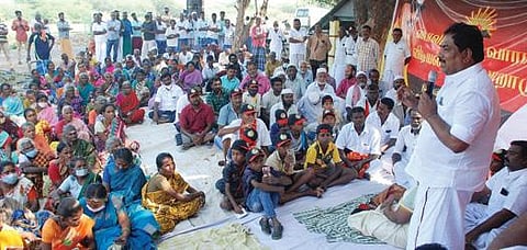 மாத்தூரில் நடைபெற்ற திமுக கிராம சபைக் கூட்டத்தில் பேசினார் புறநகர் வடக்கு மாவட்டச் செயலாளர் பி.மூர்த்தி எம்.எல்.ஏ.