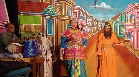 கொல்லாங்கரை கிராத்தில் நேற்று இரவு நடைபெற்ற ருக்மாங்கதன் சரித்திர நாடகம்.