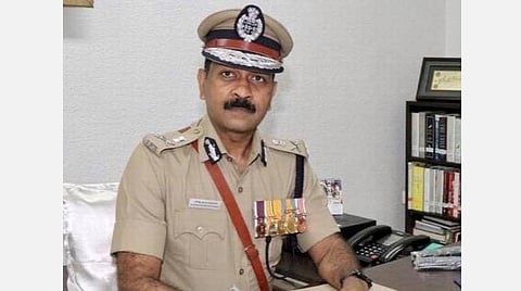 கடற்கரை உள்ளிட்ட பகுதிகளில் தடையை மீறி புத்தாண்டு கொண்டாட்டத்தில் ஈடுபட்டால் கைது: காவல் ஆணையர் எச்சரிக்கை