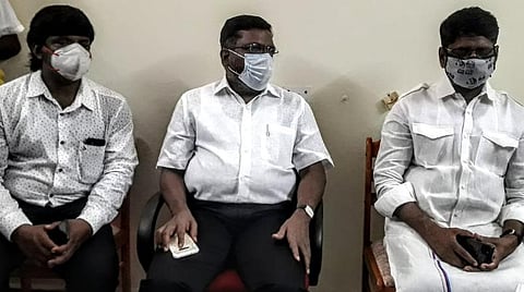 சிதம்பரத்தில் விடுதலைச் சிறுத்தைகள் கட்சித் தலைவர் திருமாவளவன் பேட்டியளித்தார்.