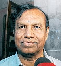 திமுக நடத்தும் மக்கள் சபை கூட்டத்துக்குமக்கள் கூடுவதை கண்டு அதிமுகவினர் அச்சம் பொருளாளர் டி.ஆர்.பாலு பேட்டி