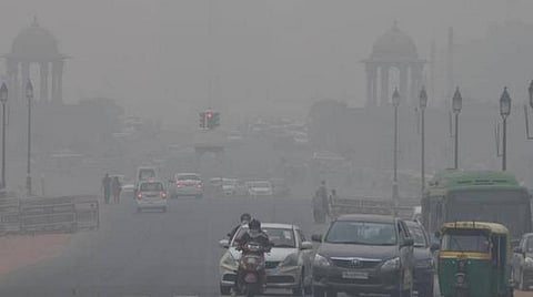 டெல்லியில் காற்று மாசு ; மத்திய மாசுக் கட்டுப்பாட்டு வாரியம் உத்தரவு