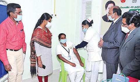 கரோனா தடுப்பூசி முகாம்