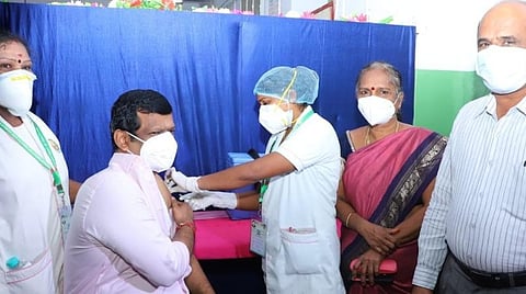 கரோனா தடுப்பூசி போடும் ஒத்திகை முகாம்.