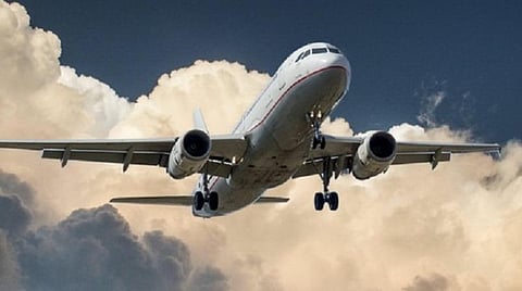 புறப்பட்ட 4 நிமிடங்களில் மாயமான இந்தோனேசிய விமானம்: தேடுதல் பணி தொடக்கம்