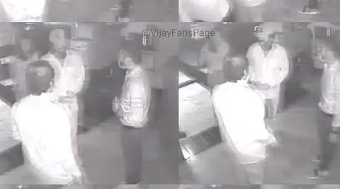 விமர்சித்தவர்களுக்குப் பதிலடி: ரசிகர்களுடன் 'மாஸ்டர்' பார்த்த விஜய்?