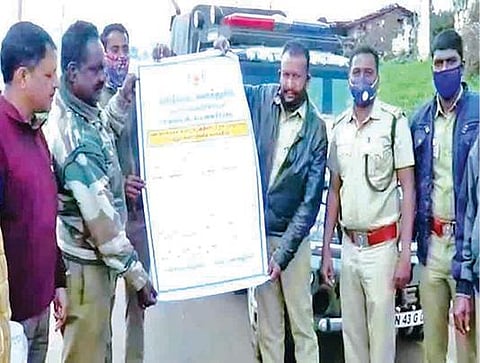 மின்வேலியில் சிக்கி உயிரிழக்கும் விலங்குகள் தடுக்க வனத் துறையினர் விழிப்புணர்வு