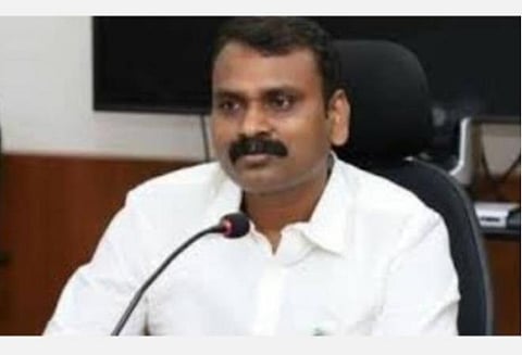 திமுக-காங்கிரஸ் கூட்டணி உடைய வாய்ப்பு; முதல்வர் வேட்பாளர் பழனிசாமியை பாஜக ஏற்கிறது: சேலத்தில் எல்.முருகன் பேட்டி