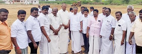 அம்பாசமுத்திரம் சட்டப் பேரவை தொகுதியில் நடைபெறும் திமுக பிரச்சார பொதுக்கூட்டத்துக்கான மேடை மற்றும் பந்தல் அமைப்பு பணிகள் நேற்று பூமி பூஜையுடன் தொடங்கியது.