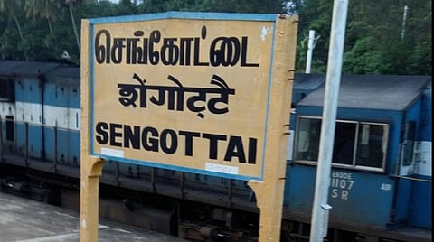 செங்கோட்டை - திருநெல்வேலி - திருச்செந்தூர் ரயில்வே வழித்தட மின்மயமாக்கும் பணிகள் அடுத்த ஆண்டு நிறைவடையும்: தகவல் அறியும் உரிமை சட்டத்தில் அதிகாரிகள் பதில்