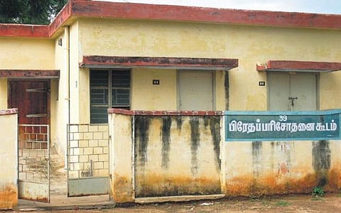 அருப்புக்கோட்டை பேருந்து நிலையத்தில் இறந்த முன்களப்பணியாளர் உடலுக்கு மறு பிரேதப் பரிசோதனை: உயர் நீதிமன்றம் உத்தரவு