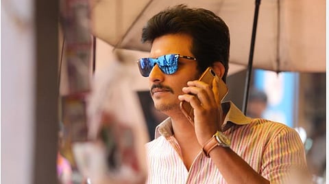 வசூல் நிலவரம் குறித்து நடிகர்களிடம் கேட்காதீர்கள்: ஜீவா காட்டம்