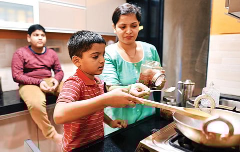 விவாதக் களம்: பெண்கள் ஒன்றிணைந்தால் ஆண்களை மாற்றலாம்