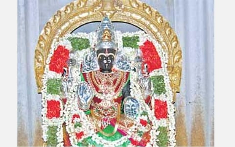 வெள்ளூரில் வில்வ ஐஸ்வர்ய மகாலக்ஷ்மி! ஐஸ்வர்யம் தரும் அற்புதத் தலம்! 