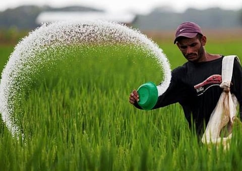 பிரதமரின் பயிர் காப்பீடு திட்டத்துக்கு ரூ.16,000 கோடி ஒதுக்கீடு