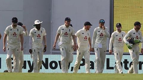 22 ஆண்டுகள் கழித்து சேப்பாக்கம் மைதானத்தில் இந்தியா தோல்வி: அசத்திய இங்கிலாந்து பந்துவீச்சு