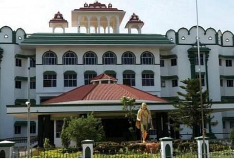 குடிமராமத்துப் பணி விவரங்களை இணையதளத்தில் வெளியிடுக: தமிழக அரசுக்கு உயர் நீதிமன்றம் உத்தரவு