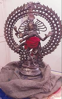 கேரளாவுக்கு கடத்த முயன்ற நடராஜர் சிலை.