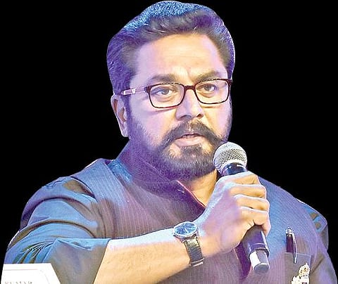 அதிமுக அணியில் தொடர்கிறோம் 2, 3 தொகுதி தந்தால் கூட்டணி இல்லை: ச.ம.க. தலைவர் சரத்குமார் சிறப்புப் பேட்டி