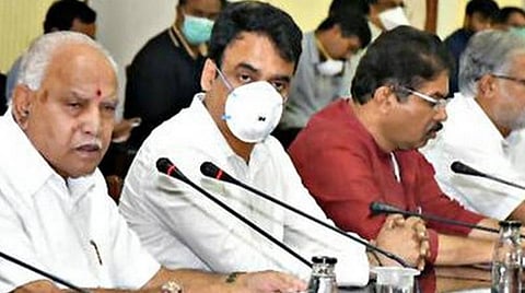 டிவி இருந்தால் பிபிஎல் ரேஷன் அட்டை ரத்து: கர்நாடக அரசின் உத்தரவுக்கு கடும் எதிர்ப்பு