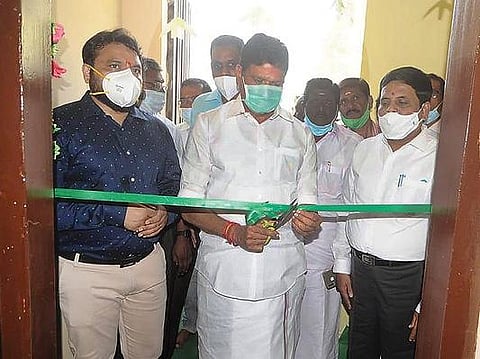 கடலூரில் இந்து சமய அறநிலையத்துறை மண்டல இணை ஆணையர் அலுவல கத்தை தொழில்துறை அமைச்சர் சம்பத் திறந்து வைத்தார்.