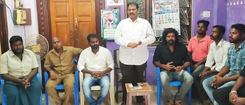 கடலூரில் விடுதலைச்சிறுத்தைகள் கட்சி ஆலோசனைக்கூட்டம் நடைபெற்றது.