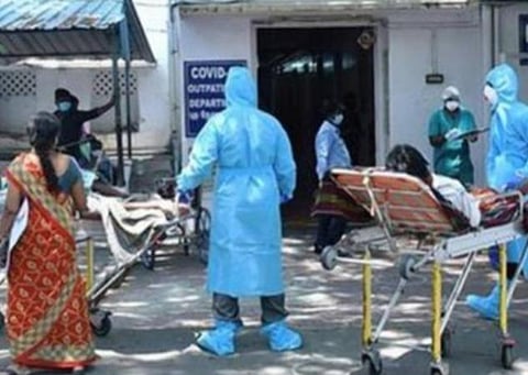 குறையவில்லை பாதிப்பு: புதிதாக 10,584 பேருக்கு கரோனா தொற்று