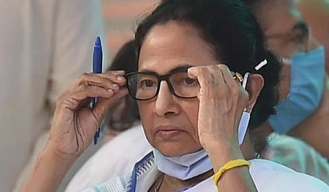 தமிழ்நாட்டில் திமுக, புதுச்சேரி, அசாமில் பாஜக மேற்கு வங்கத்தில் மீண்டும் திரிணமூல் காங்கிரஸ் ஆட்சி: ஏபிபி, சி-வோட்டர் கருத்து கணிப்பில் தகவல்