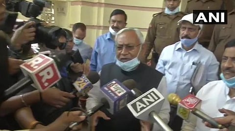 ‘‘பிஹாரில் கரோனா தடுப்பூசி முற்றிலும் இலவசம்’’ -நிதிஷ் குமார் அறிவிப்பு