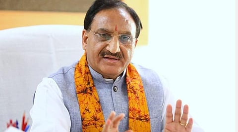 மொத்த மாணவர் சேர்க்கை விகிதத்தை எப்படி உயர்த்துவீர்கள்?- அதிகாரிகளிடம் மத்தியக் கல்வி அமைச்சர் கேள்வி