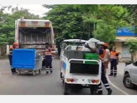 சென்னையில் பதிவெண் இல்லாமல் 1.5 ஆண்டுகளாக ஓடும் 3,000 பேட்டரி ஆட்டோக்கள்: காவல் ஆணையர், சென்னை மாநகராட்சிக்கு உயர் நீதிமன்றம் நோட்டீஸ்