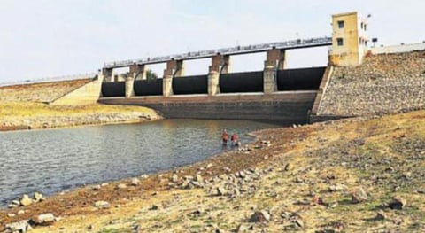 ஊத்தங்கரை தொகுதி பாம்பாறு அணை.