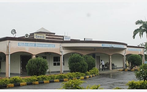 சேலம் விமான நிலையம், ஓமலூர்.