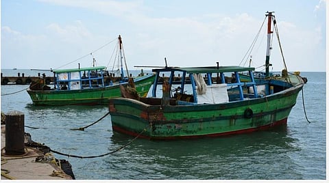 மல்லிப்பட்டினம் கடற்கரை