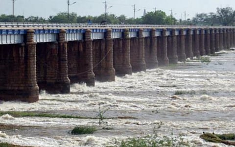 ஸ்ரீவைகுண்டம் அணை.