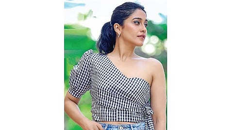 கோடம்பாக்கம் சந்திப்பு: ரெஜினாவுக்கு பாராட்டு!