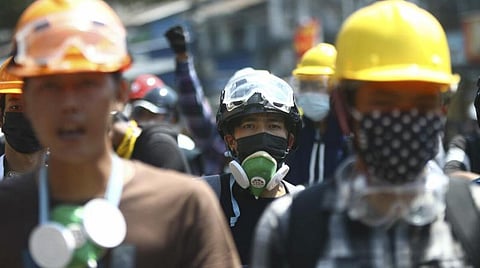 மியான்மர் ராணுவ சேனல்கள் முடக்கம்: யூடியூப் நிர்வாகம் அதிரடி