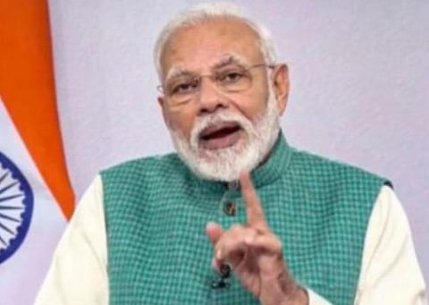 கரோனா தடுப்பூசி சான்றிதழில் பிரதமர் மோடி படம்: உடனடியாக நீக்குமாறு தேர்தல் ஆணையம் உத்தரவு?