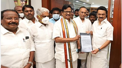 திமுக - காங்கிரஸ் கூட்டணி உறுதியானது; ஸ்டாலின் - கே.எஸ்.அழகிரி கையெழுத்திட்டனர்: கன்னியாகுமரி மக்களவைத் தொகுதியும் ஒதுக்கீடு