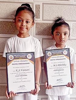 விழிப்புணர்வு தூதர்களாக நியமிக்கப்பட்டுள்ள குழந்தைகள் வைணவி, ரித்விகா.